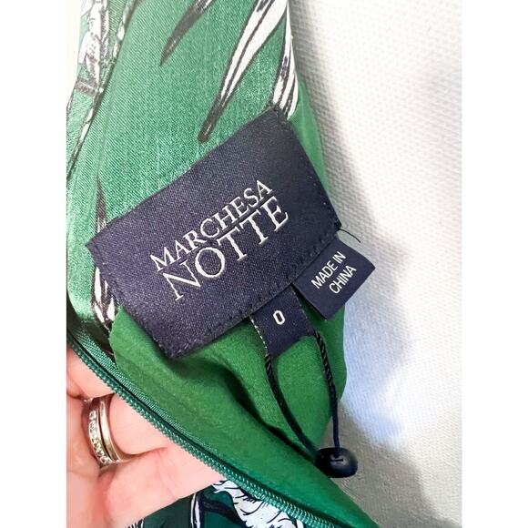 Marchesa Notte Asymmetric Green NWT size 0 - Picture 8 of 12